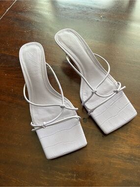 Lavender Knotted Strap Square-Toe Heeled Sandals